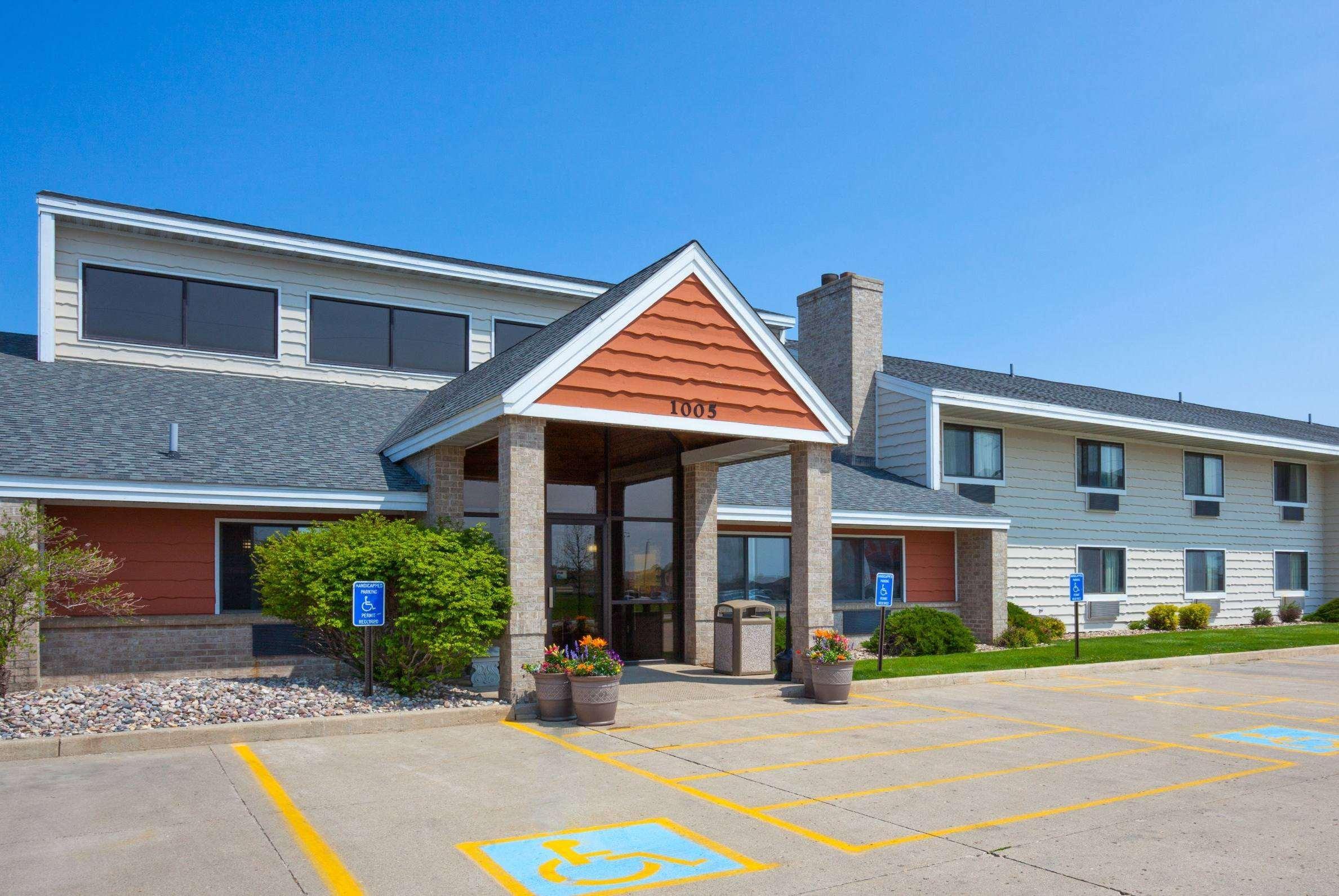 Americinn By Wyndham Spencer Eksteriør billede